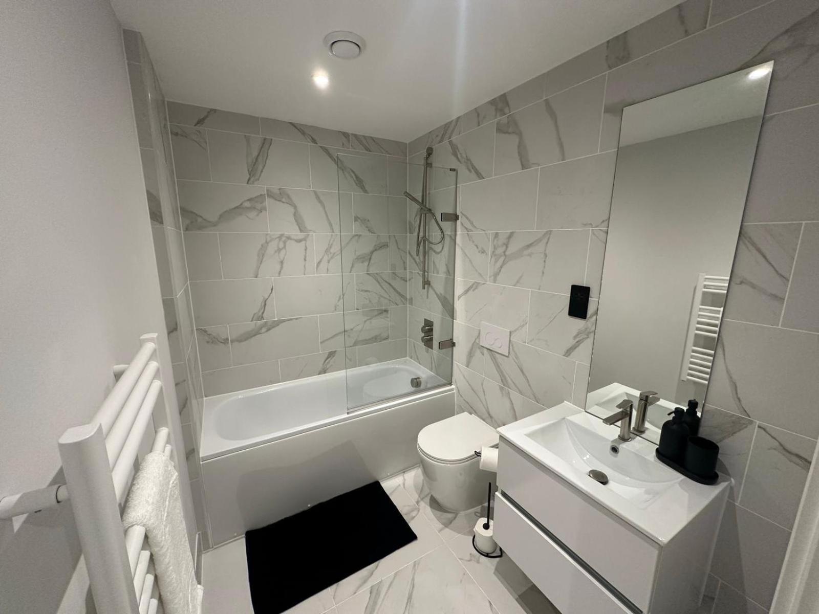 Apartamento 2 Bed 2 Bath In Digbeth Birmingam Exterior foto